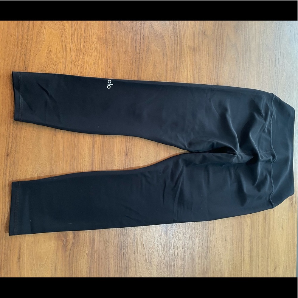 Nwot Alo Ripped Warrior Leggings View 3